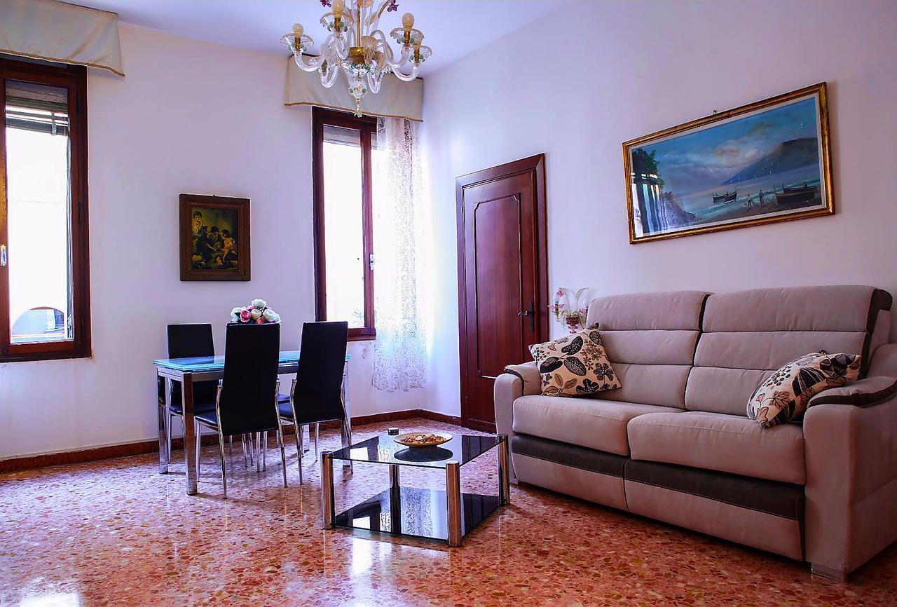 Appartamento Dei Frari Venedik Dış mekan fotoğraf